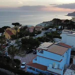 Azzurra Scale Of The Turks Apartmán