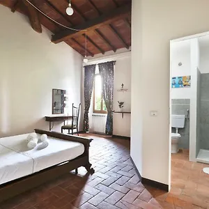 Pazzo Guest house Rota